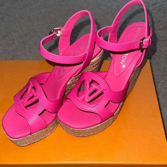 Louis Vuitton Isola Espadrille Wedge Sandals | Size 37.5 - Picture 5 of 16